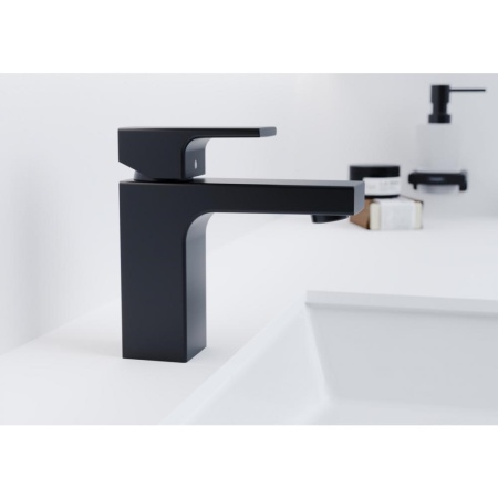 Смеситель для раковины 100, без сливного набора Hansgrohe Vernis Shape 71569670, матовый черный