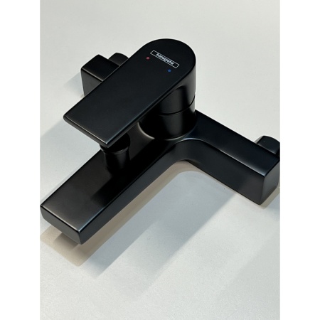 Смеситель для ванны Hansgrohe Vernis Shape 71450670/U1, матовый черный, уцененный товар
