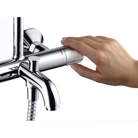 Душевая система Showerpipe 200 1jet с термостатом для ванны Hansgrohe Vernis Blend 26274000, хром