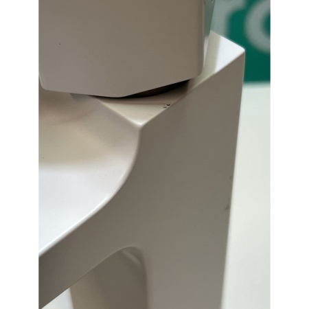 Смеситель для раковины hansgrohe Metropol 110 со сливным клапаном Push-Open 32507700/U, матовый белый, уцененный товар