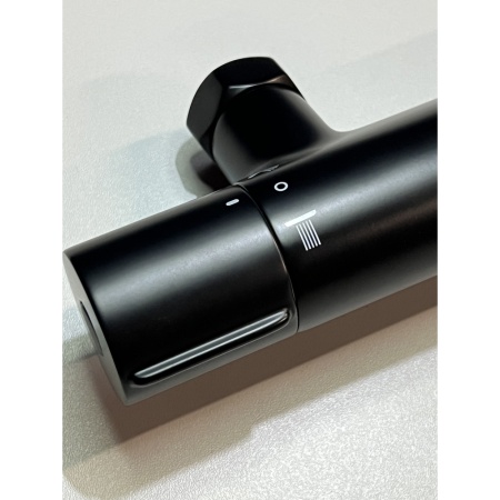 Душевая система hansgrohe Vernis Shape 230 1jet с термостатом 26286670/U, матовый черный, уцененный товар