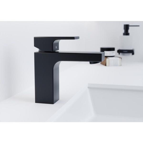 Смеситель для раковины 100, со сливным гарнитуром Hansgrohe Vernis Shape 71561670, матовый черный