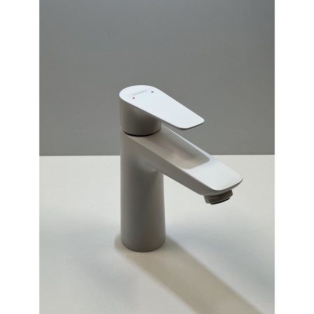 Смеситель для раковины hansgrohe Talis E 110, со сливным гарнитуром 71710700/U1, матовый белый, уцененный товар