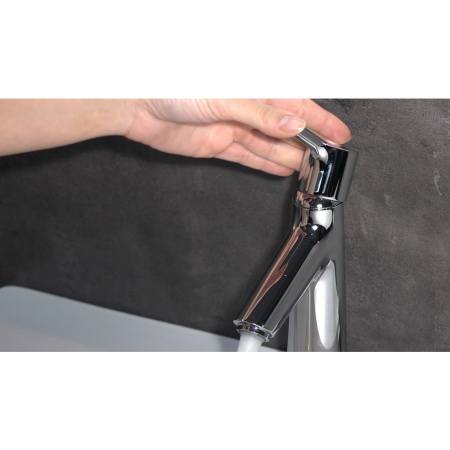 Смеситель для раковины hansgrohe Talis S 100 72020000/U, хром, уцененный товар