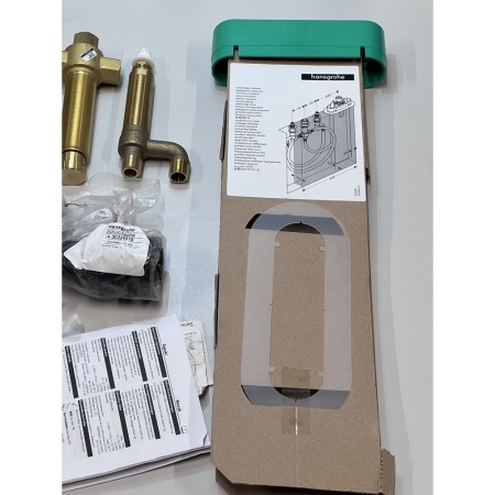 Встраиваемая часть смесителя hansgrohe на край ванны на 4 отверстия 13440180/U, уцененный товар