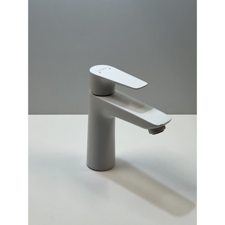 Смеситель для раковины hansgrohe Talis E 110, со сливным гарнитуром 71710700/U, матовый белый, уцененный товар