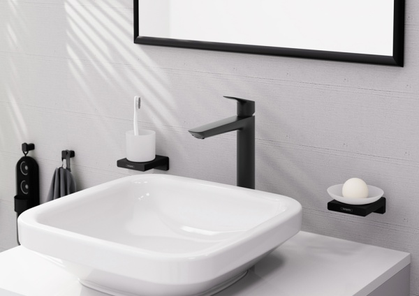 Hansgrohe Logis Смеситель для раковины 240 Fine без донного клапана черный матовый 71258670